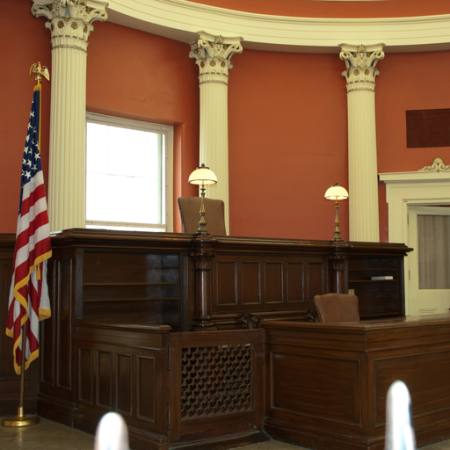 rom, domstol, skrivebord, kontor, flagg Ken Cole - Dreamstime