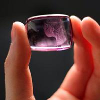 Pixwords Bildet med hånd, lilla, farge, objekt, stein, transparent Ioldeez