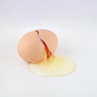 Pixwords Bildet med egg, knust, sprekk, sprukket Stable400