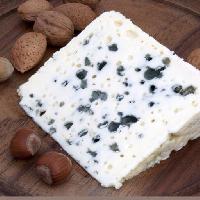 Pixwords Bildet med ost, nøtter, wallnuts, råtten, mold Lefrenchbazaar
