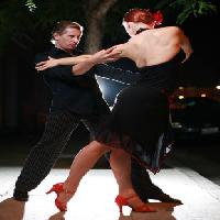 Pixwords Bildet med dans, mann, kvinne, sort, kjole, scene, musikk Konstantin Sutyagin - Dreamstime